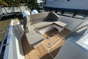 30ft Nimbus Yacht For Sale