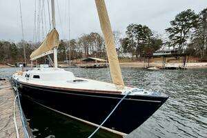 2008 e Sailing Yachts e33 thumbnail 2