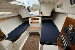 2008 e Sailing Yachts e33 thumbnail 16
