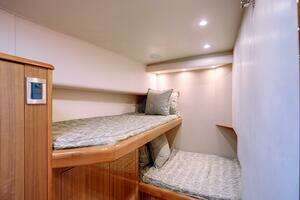 2007 Viking 56 Convertible thumbnail 10