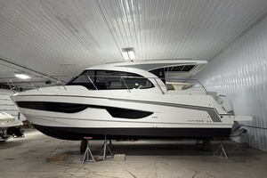 36ft Beneteau Yacht For Sale