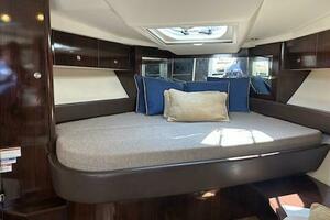 Love 35ft Sea Ray Yacht For Sale