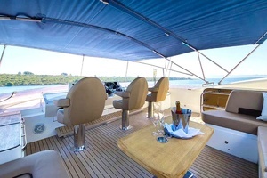 2011 Princess Yachts Princess V85 thumbnail 15