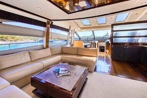 2011 Princess Yachts Princess V85 thumbnail 5