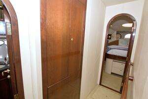 2005 Neptunus 62 Flybridge thumbnail 68