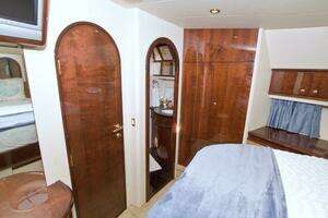 2005 Neptunus 62 Flybridge thumbnail 75