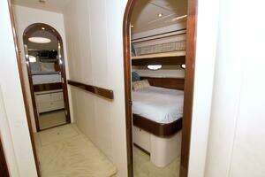 2005 Neptunus 62 Flybridge thumbnail 59