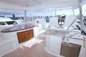 2005 Neptunus 62 Flybridge thumbnail 22