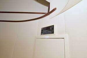 2005 Neptunus 62 Flybridge thumbnail 54