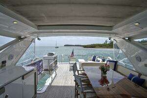 2017 Azimut 72 Flybridge thumbnail 14