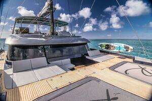 2020 Sunreef Sail 60 thumbnail 4