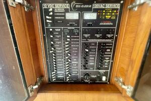 Musn t Touch It 38ft Egg Harbor Yacht For Sale