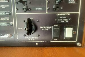 Musn t Touch It 38ft Egg Harbor Yacht For Sale