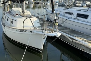 Stardust 25ft Pacific Seacraft Yacht For Sale