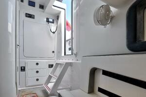 43FT (13.11M) MIDNIGHT EXPRESS