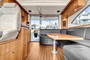 AYEROLLER 44ft Riviera Yacht For Sale