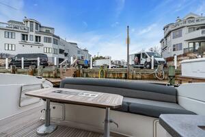 AYEROLLER 44ft Riviera Yacht For Sale