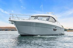 AYEROLLER 44ft Riviera Yacht For Sale