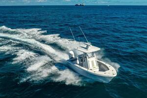 23ft Reef Runner Yacht For Sale