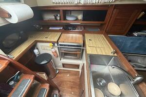 Unsightly 36ft Catalina Yacht For Sale