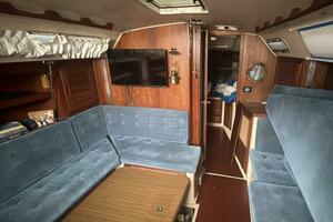 Unsightly 36ft Catalina Yacht For Sale