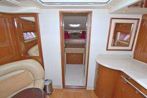 2009 Sea Ray 44 Sundancer thumbnail 38
