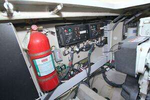 2009 Sea Ray 44 Sundancer thumbnail 62