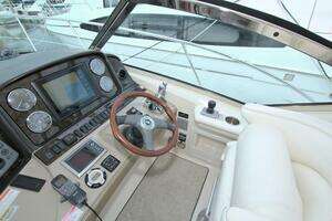 2009 Sea Ray 44 Sundancer thumbnail 30