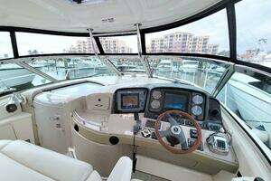 2009 Sea Ray 44 Sundancer thumbnail 28