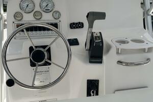 21ft Pro Line Yacht For Sale