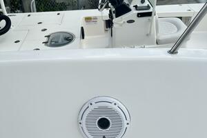 21ft Pro Line Yacht For Sale