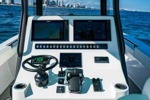 34ft Reef Runner Yacht For Sale