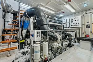 2013 125' Hargrave Raised Pilothouse - Mesmerize