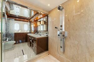 2013 125' Hargrave Raised Pilothouse - Mesmerize