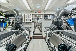 2013 125' Hargrave Raised Pilothouse - Mesmerize