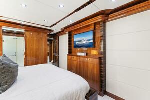 2013 125' Hargrave Raised Pilothouse - Mesmerize