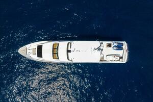 2013 125' Hargrave Raised Pilothouse - Mesmerize