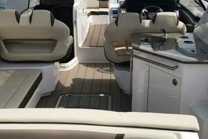 Black Diamond 33ft Chaparral Yacht For Sale