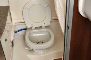 Black Diamond 33ft Chaparral Yacht For Sale