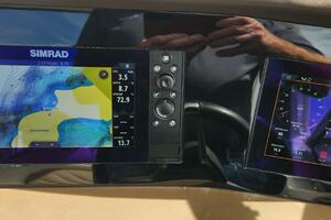 Black Diamond 33ft Chaparral Yacht For Sale