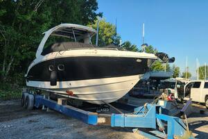 Black Diamond 33ft Chaparral Yacht For Sale
