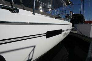 2025 Catalina 426 thumbnail 9