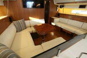 2025 Catalina 426 thumbnail 136