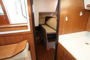 2025 Catalina 426 thumbnail 170