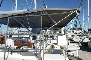 2025 Catalina 426 thumbnail 11