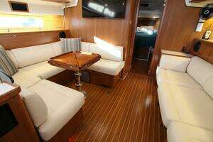 2025 Catalina 426 thumbnail 138