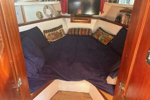 40ft Islander Yacht For Sale