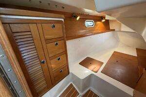 2001 Catalina 36 MkII thumbnail 49