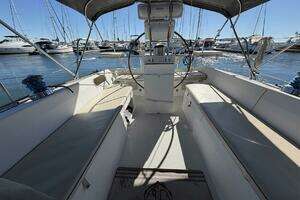 2001 Catalina 36 MkII thumbnail 24