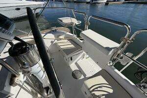 2001 Catalina 36 MkII thumbnail 28
